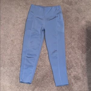Blue leggings with pockets